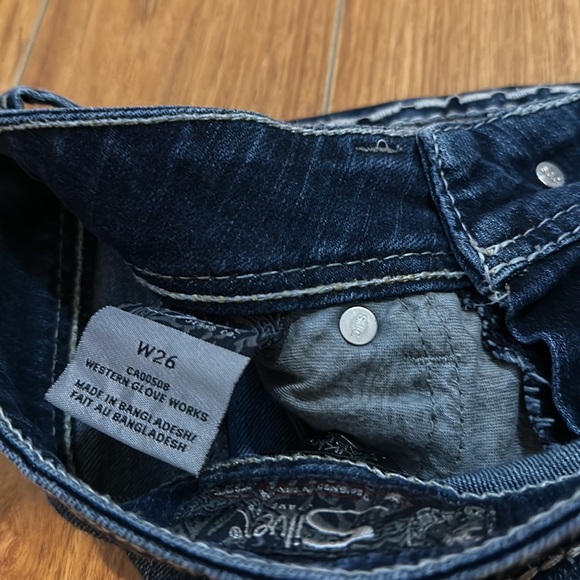 Silver Suki Capris - Picture 6 of 9